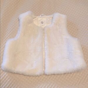 Girls faux fur vest